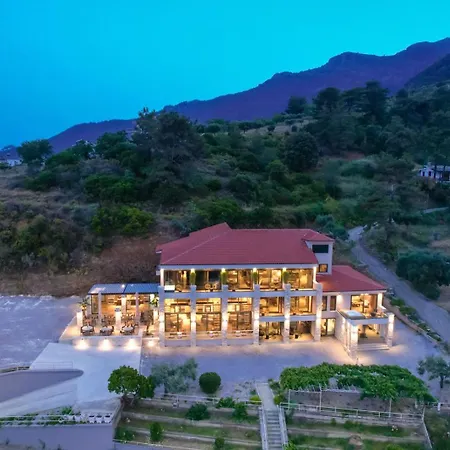 Hotel apartamentowy Essentia Luxury 3*