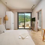 Aparthotel Essentia Luxury Koinira